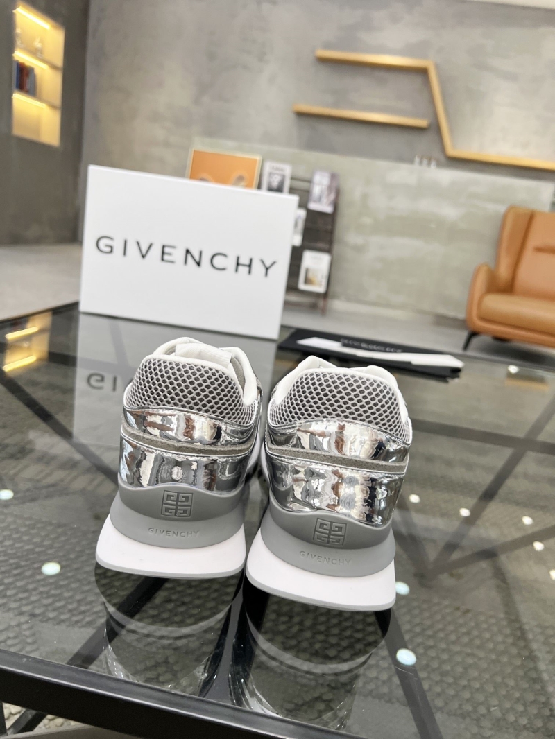 Givenchy Sneakers